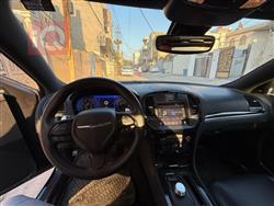 کرایسلەر 300